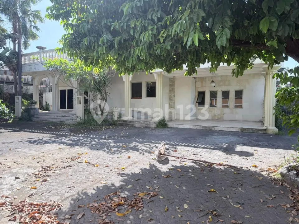 Rumah 14,15 Are Komersial SHM Dijual di Jalan Bypass Sanur - Cocok Hotel, Klinik & Ruko - Image 1 of 4