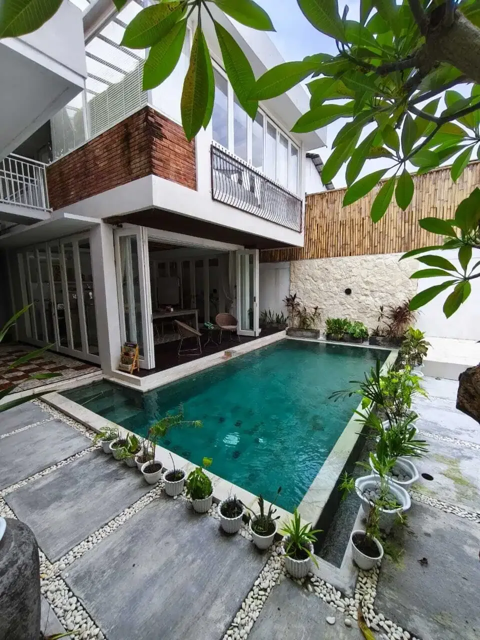 Villa Tibubeneng Canggu Bali Lokasi Strategis - Image 1 of 8