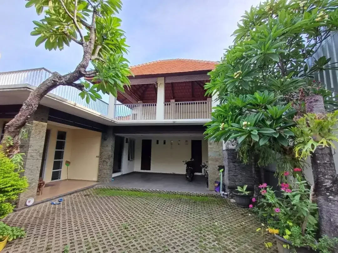 Hunian Elegan Tengah Kota Denpasar dengan Harga Terjangkau - Image 1 of 10