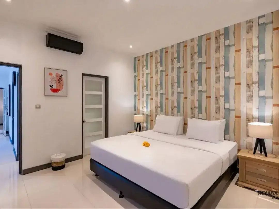 Villa masih aktif beroperasi Full Furnished Dijual, di Kerobokan - Image 9 of 10