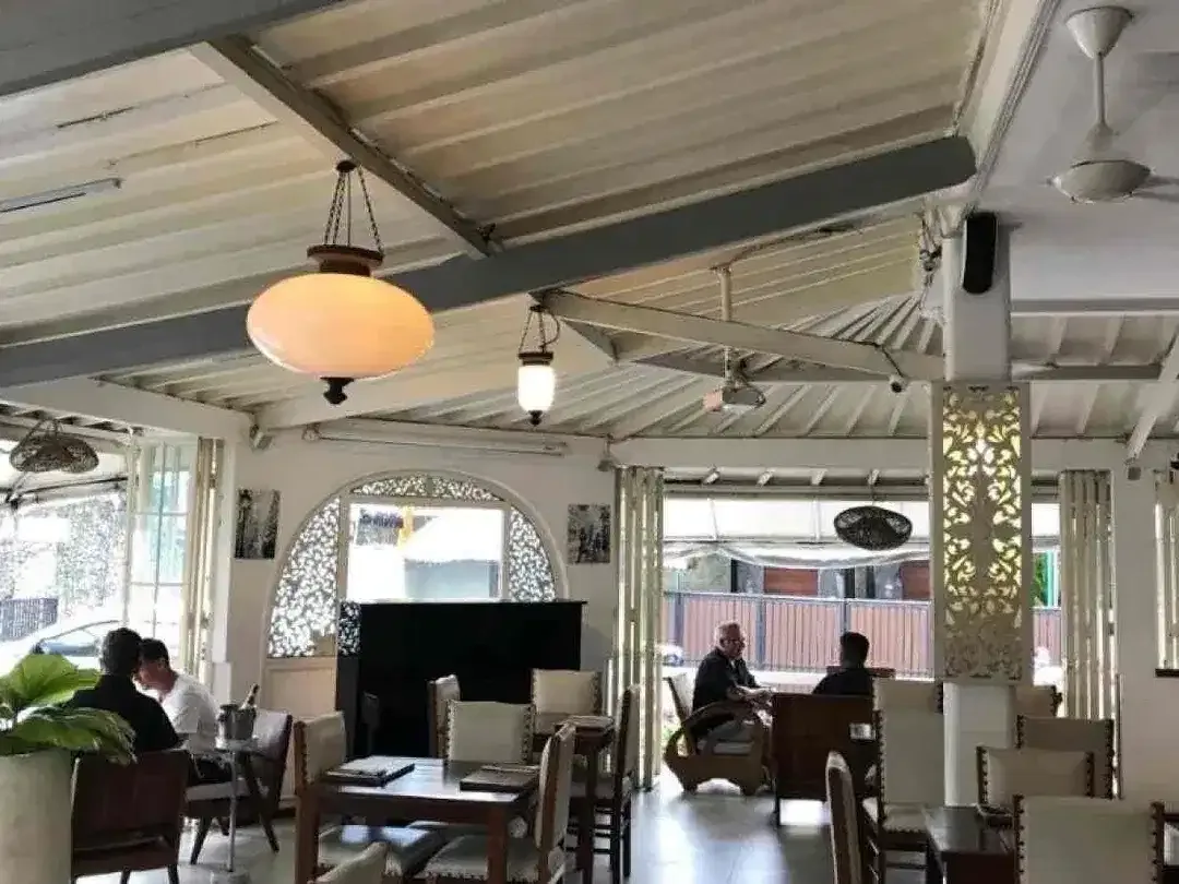 DISEWAKAN RUKO EX RESTO DAERAH BERABAN KEROBOKAN BADUNG BALI - Image 6 of 10