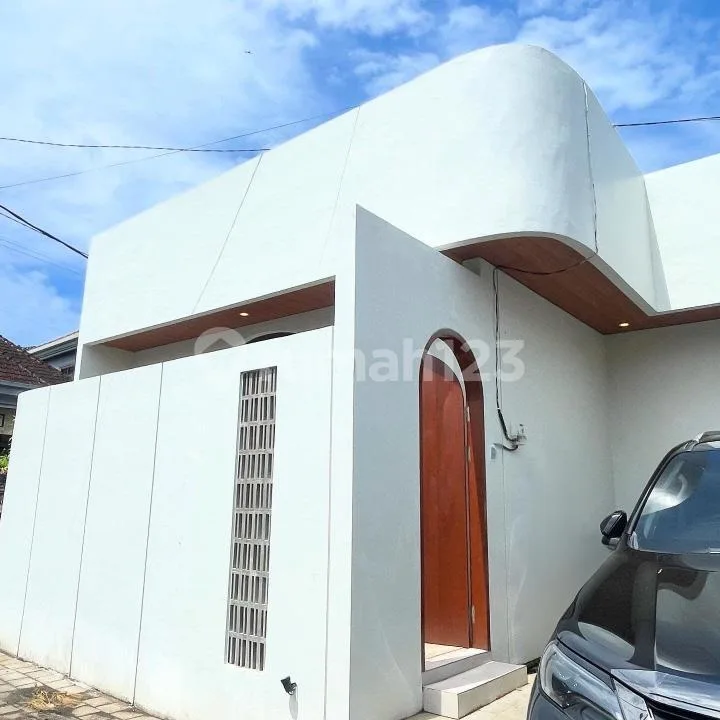 Brand New Villa Modern Mediterranean Style Kampial #6436 - Image 2 of 4