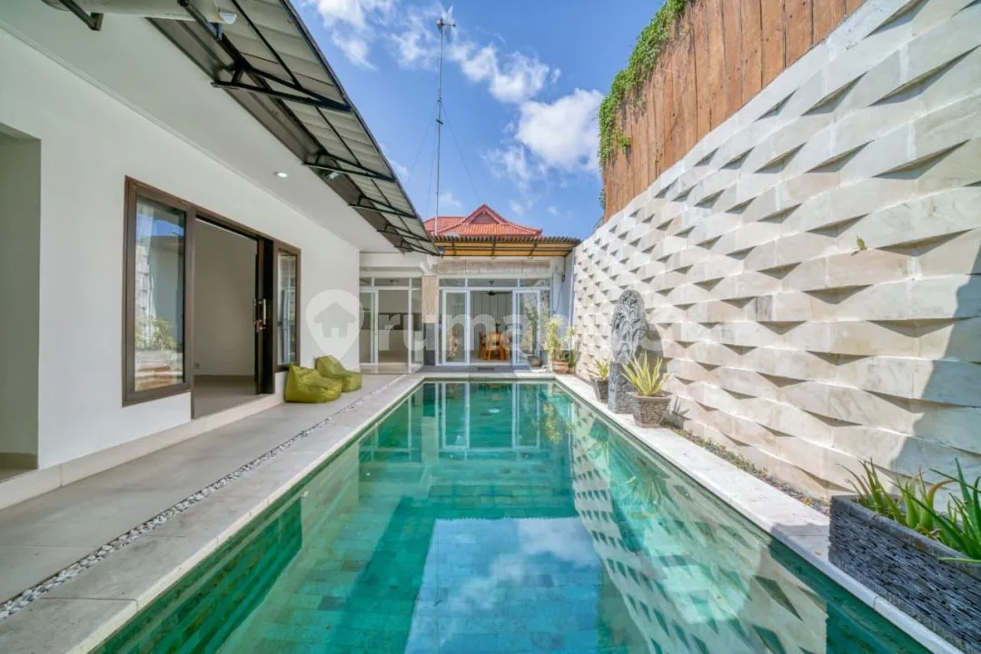V281 Modern 3Br Villa For Rent In Jimbaran - Image 2 of 4