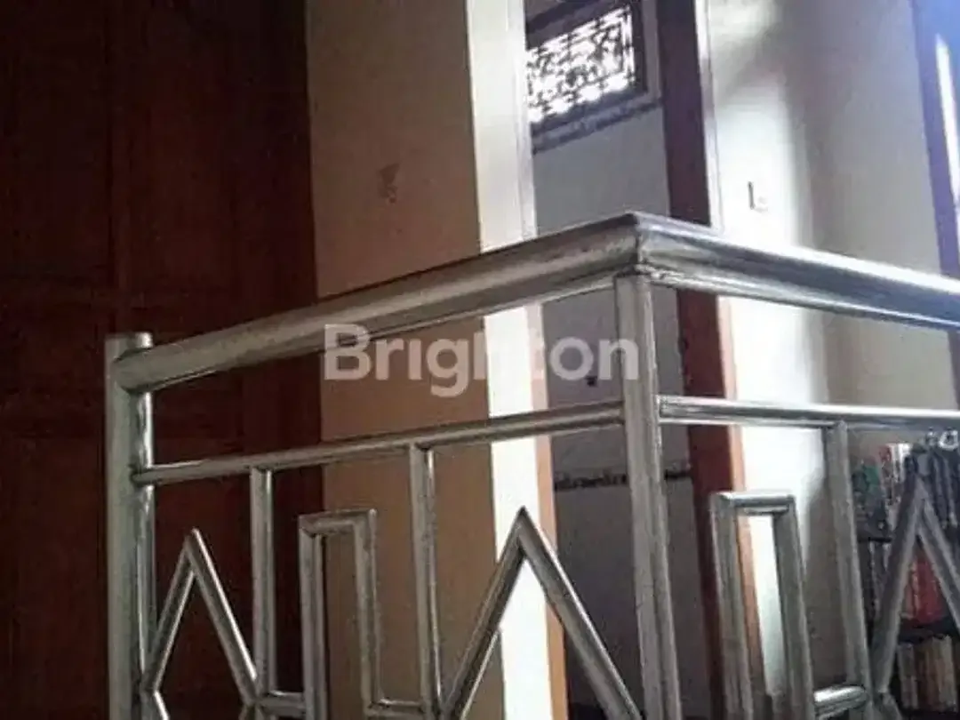 DIJUAL RUMAH 2 LANTAI STRATEGIS DEKAT TITIK 0 KOTA SINGARAJA - Image 6 of 8