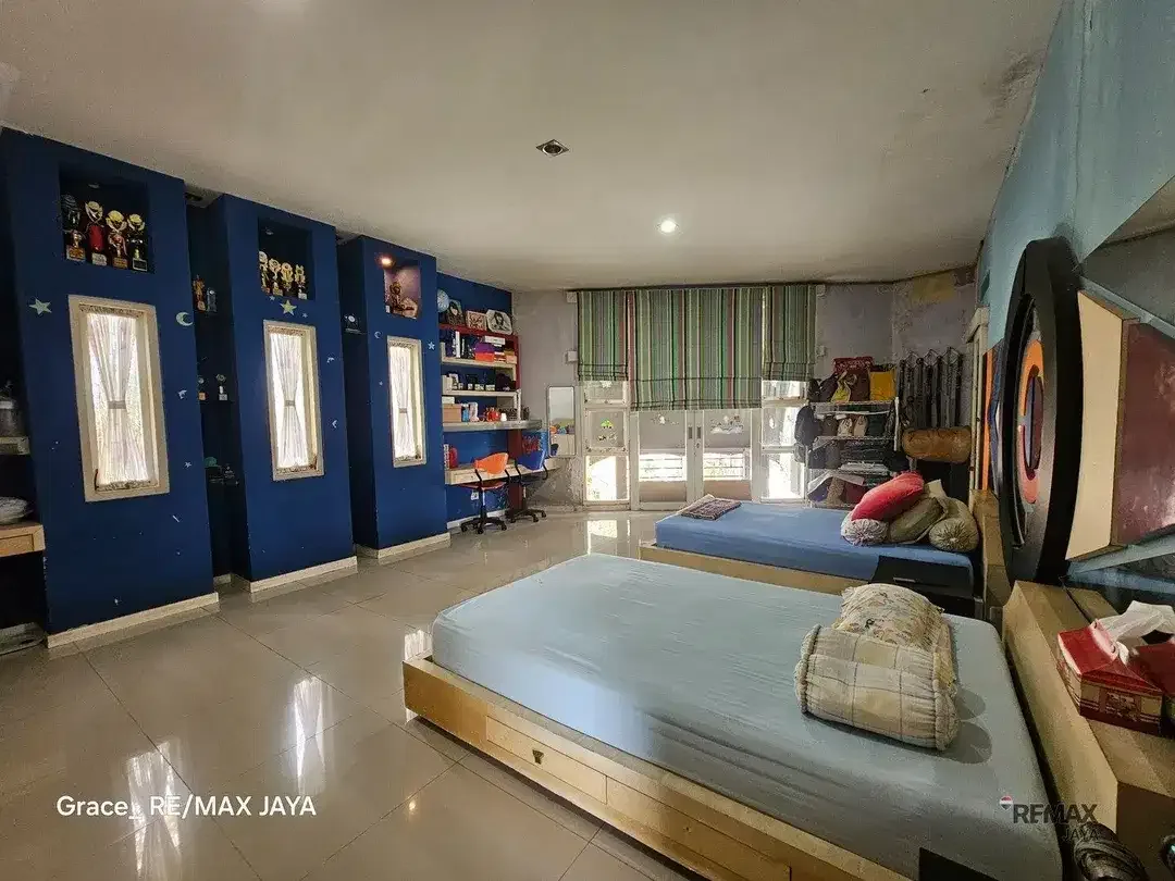 Tropical Modern Villa For Sale, in Mumbul Benoa - Image 5 of 7