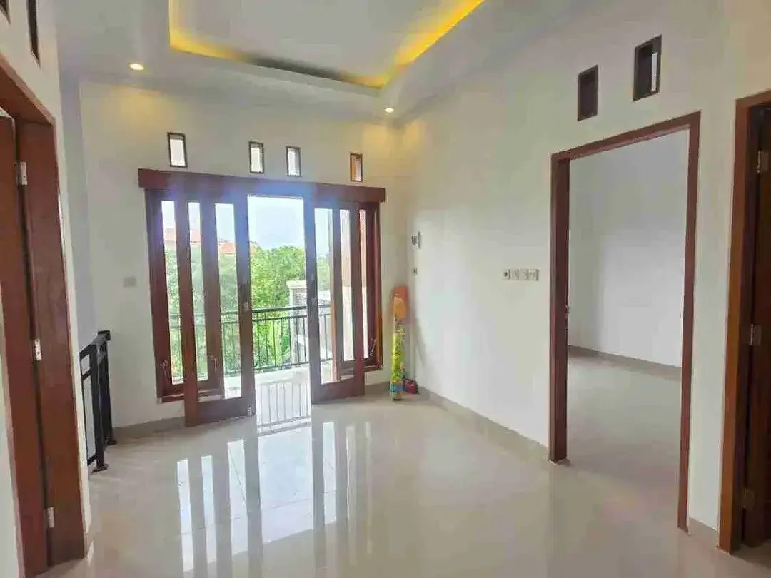 For Sale Rumah Baru Gress 4Kamar Lingk Elit Biaung Kesiman Jl5mtr - Image 3 of 10