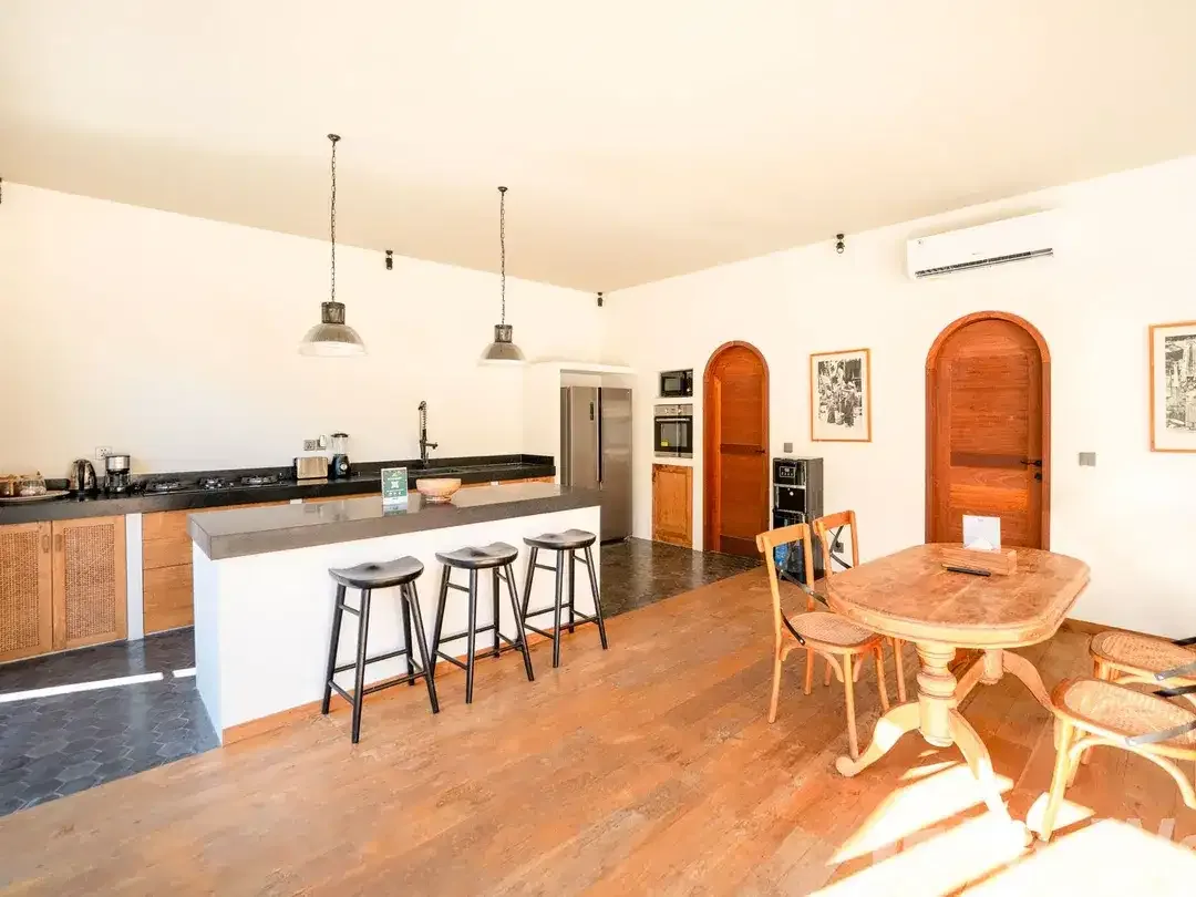 3 Bedroom Villa for sale in Kerobokan, Bali - Image 6 of 10