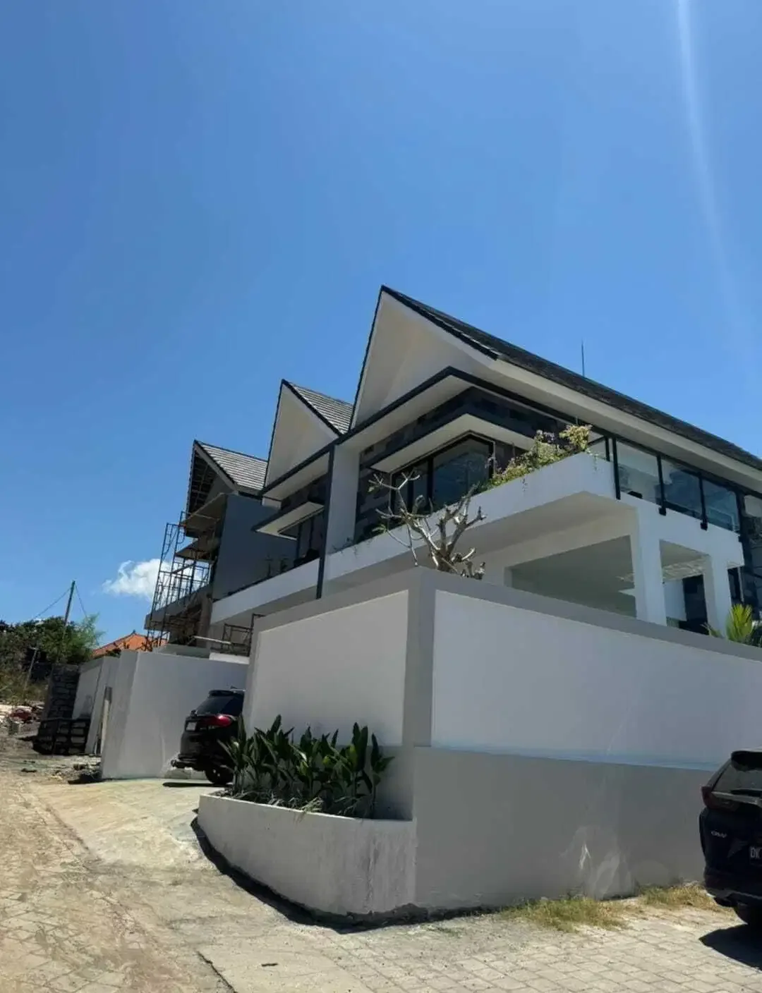 Villa Mewah Baru View Laut di Nusa Dua Bali - Image 1 of 10