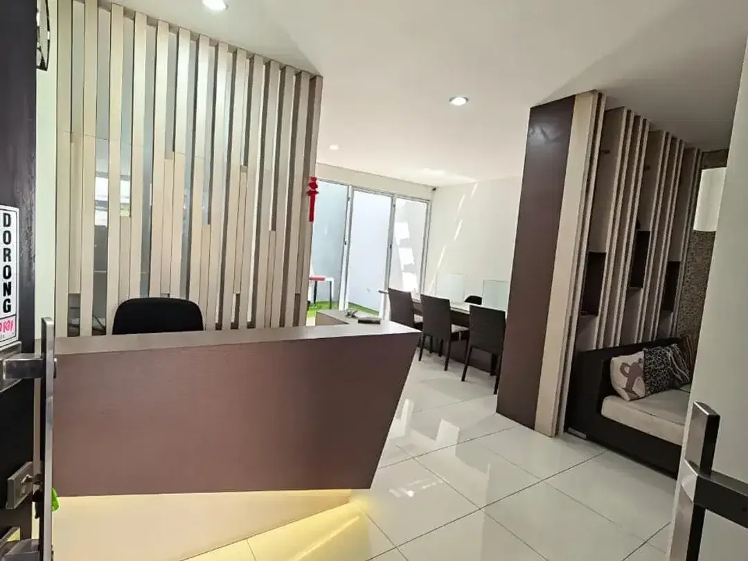 Rumah Cluster, 700 Meter Dari Australian Independent School, Security 24 Jam - Image 2 of 10