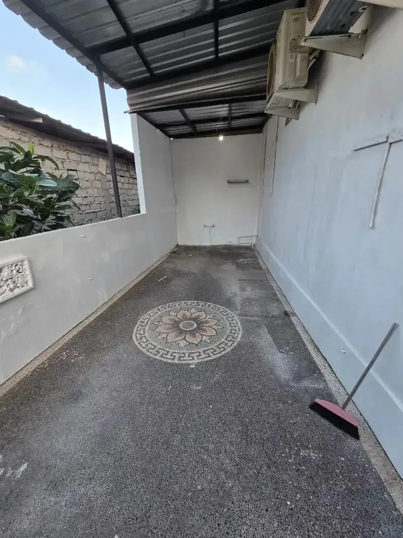 Dijual/sewa rumah 2 lantai daerah jimbaran, taman griya - Image 8 of 10