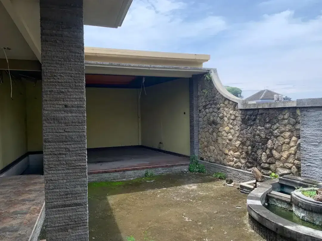Dijual Rumah Cocok untuk Kantor 7 Kamar di Denpasar Barat - Image 7 of 10