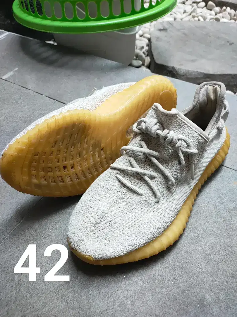 Nik yezzy UK 41 - Image 1 of 2