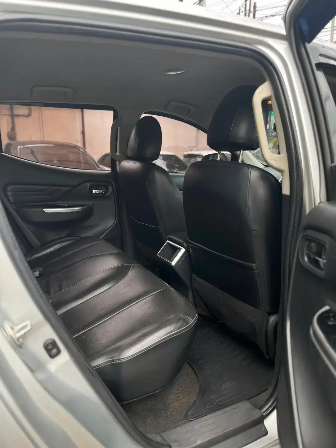 Mitsubishi Triton 2019 Diesel - Image 9 of 10