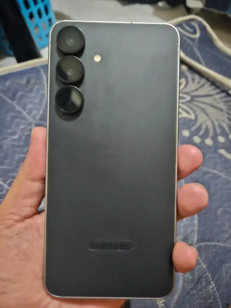 Samsung S25 FE bisa TT - Image 1 of 4