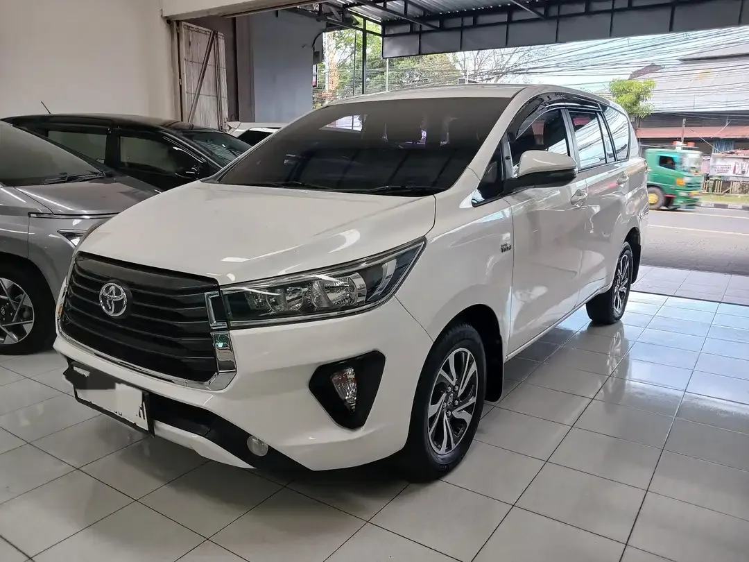Toyota Kijang Innova Reborn G 2020 Putih M/T 2.0cc - Image 3 of 3