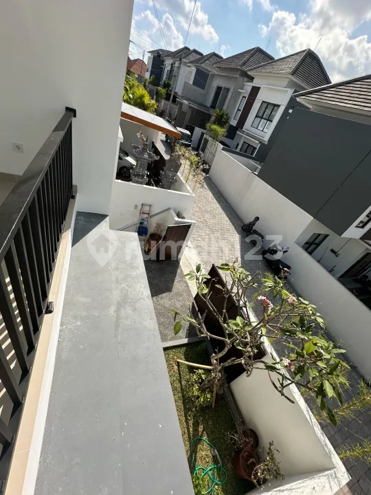 Disewakan Rumah Baru 2 Lantai Minimalis di Dalung Permai - Image 4 of 4