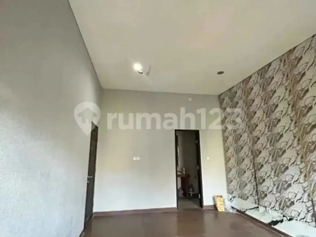 Rumah Semi Villa Lantai 3 Kawasan Mohyamin Renon Denpasar Timur - Image 10 of 10