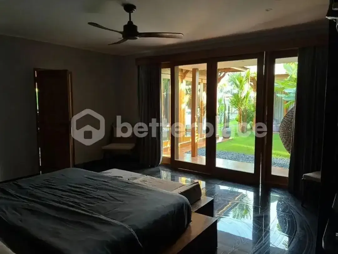 Tropical Elegance in Ungasan: A 4-Bedroom Villa of Space, Light, and Serenity - Image 10 of 10