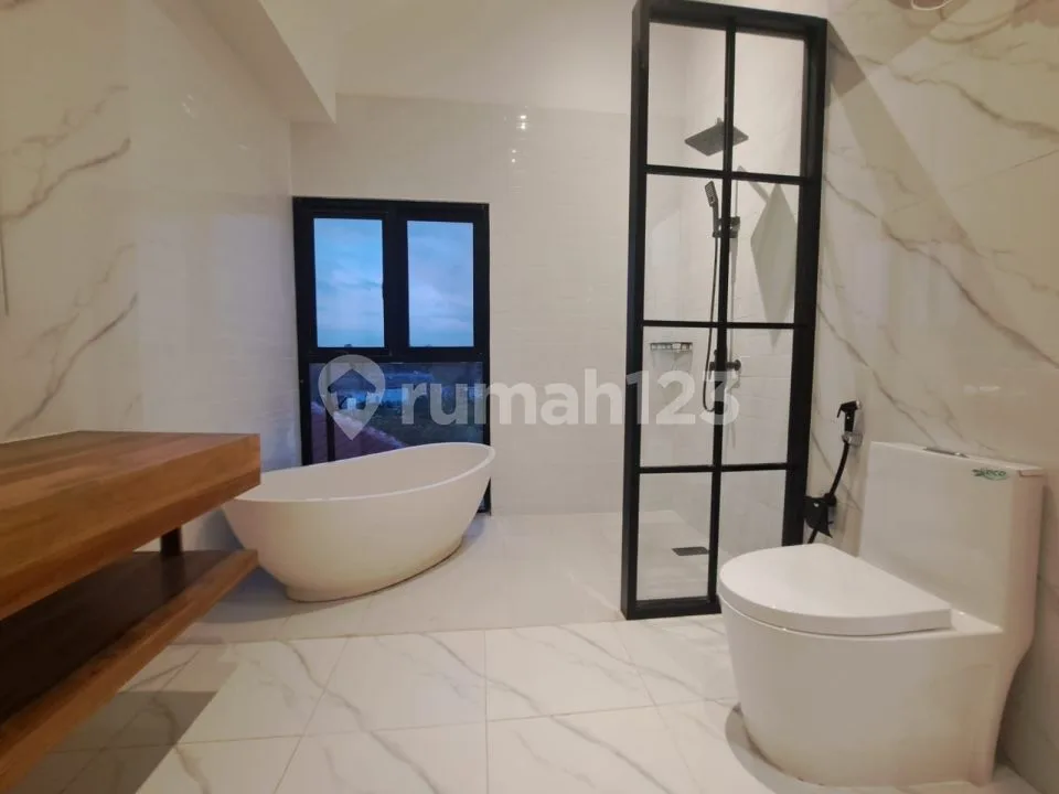 For sale villa konsep apartment fully furnished strategis location - Image 4 of 4