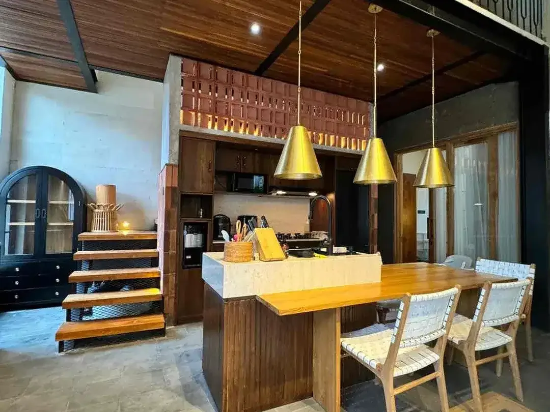 Disewakan villa modern 5-bedrooms di Jimbaran - Image 7 of 10