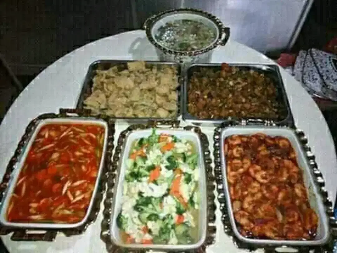 Catering prasmanan - Image 2 of 2