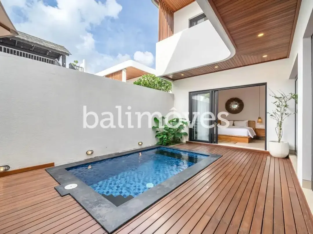 Villa Baru di Dalam Komples dengan Lima Kamar Tidur di Tepi Pantai Sanur - Image 4 of 10
