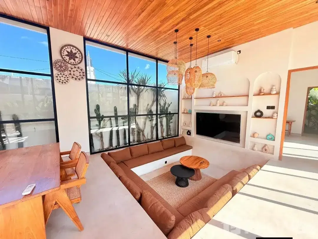 3 Bedroom Villa for sale in Seseh, Bali - Image 2 of 10