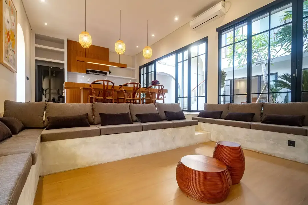 Dijual Villa Cantik Dengan Akses Mudah ke Berbagai Fasilitas Penting - Image 7 of 10