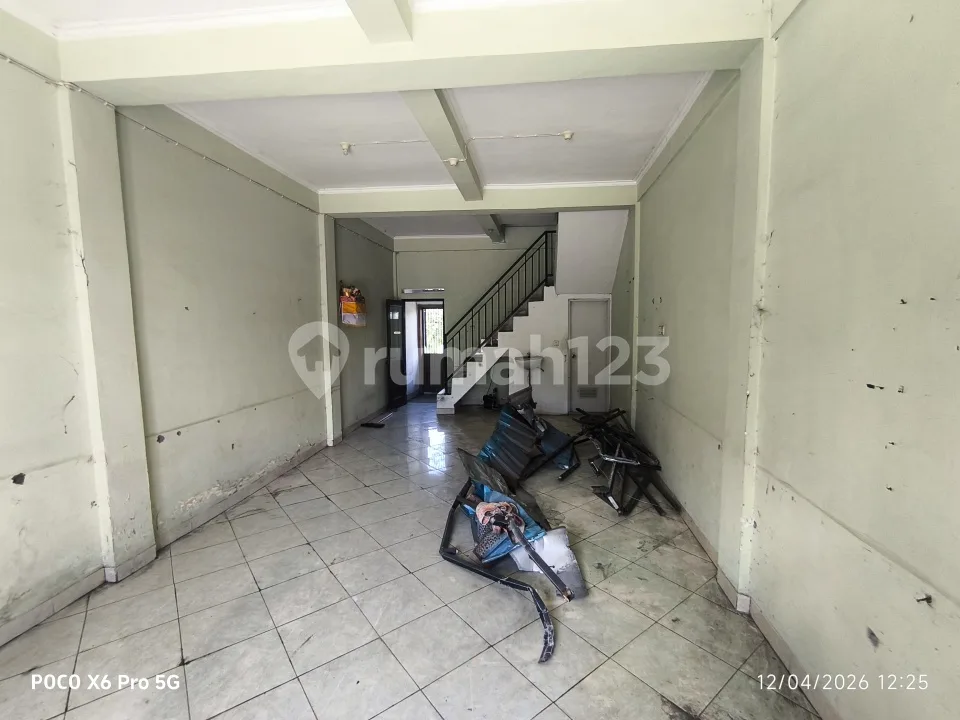 Ruko 4 Lantai Dijual Jalan Utama di Tabanan Selemadeg 4 Lantai Bebas Banjir Strategis Cocok Segala Bisnis Usaha - Image 1 of 4