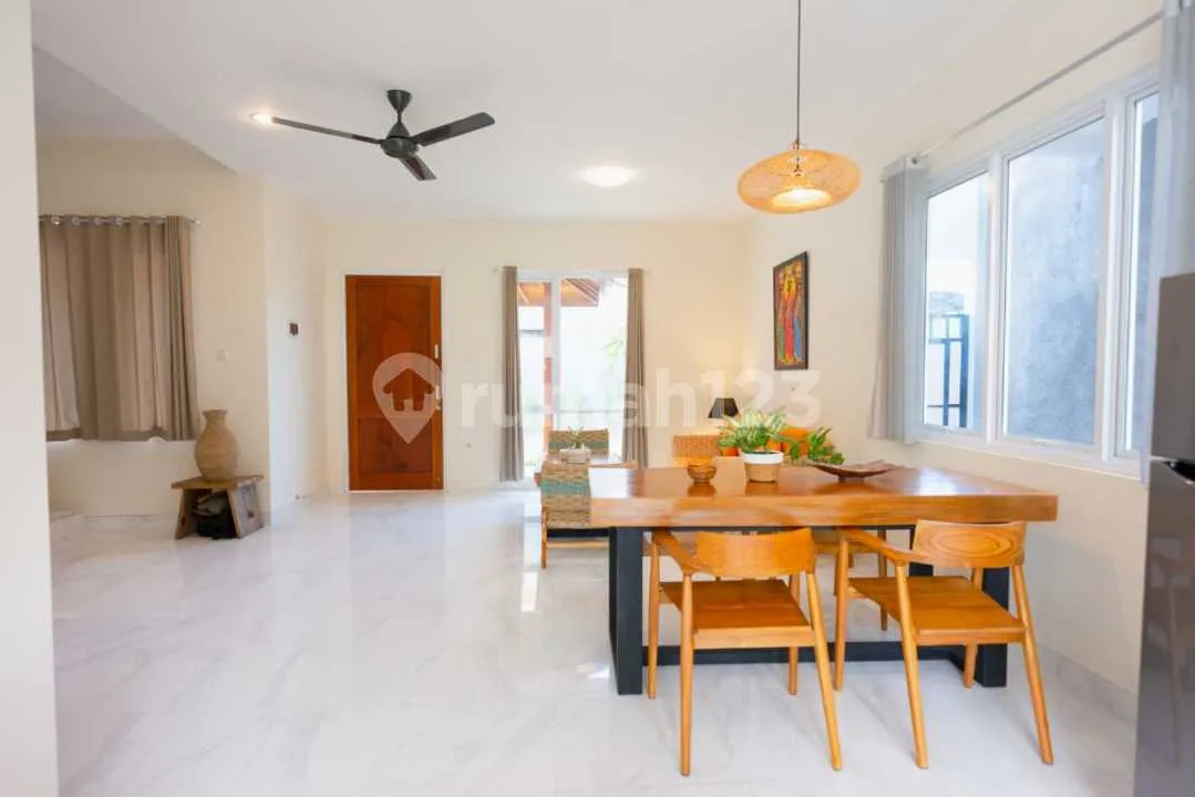 Rumah Villa 3 Lantai Furnished di Tanjung Benoa Nusa Dua - Image 1 of 4