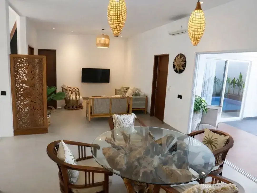 Dijual Villa Mewah 3 Lantai – Elegan, Nyaman & Siap Huni - Image 4 of 10