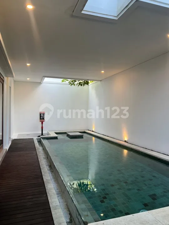 Villa Modern Ready Unit Area Jimbaran Dekat Ke Pantai - Image 2 of 4