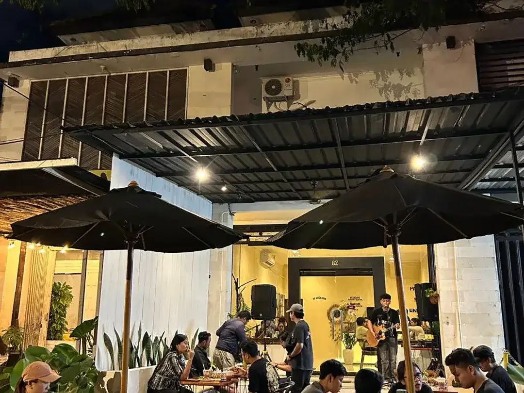 DISEWAKAN RUKO BEKAS COFFEE SHOP – JL. TANTULAR BARAT - Image 3 of 6