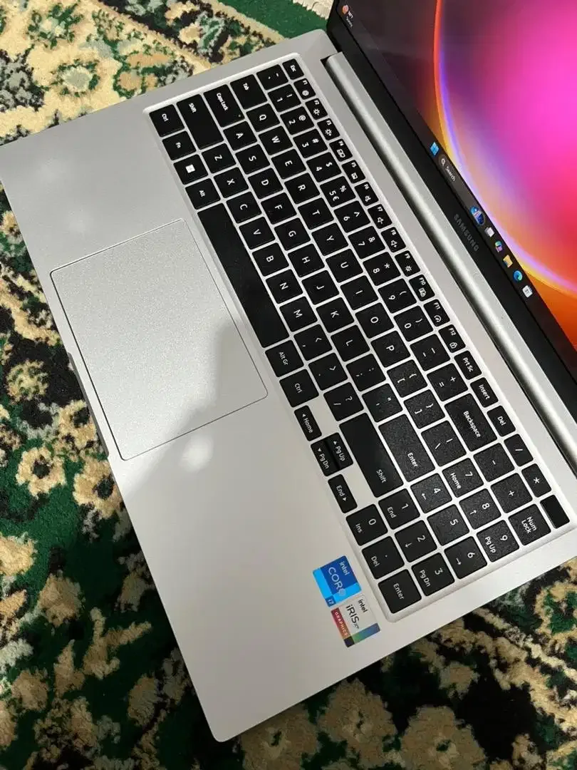 Laptop Samsung 750XED Core i7 Gen 12 RAM 16GB SSD 512GB - Image 3 of 9