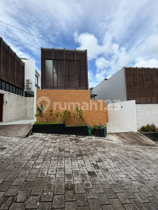 For Rent Modern Villa Full Furnished In Nusa Dua Bali - Image 2 of 4
