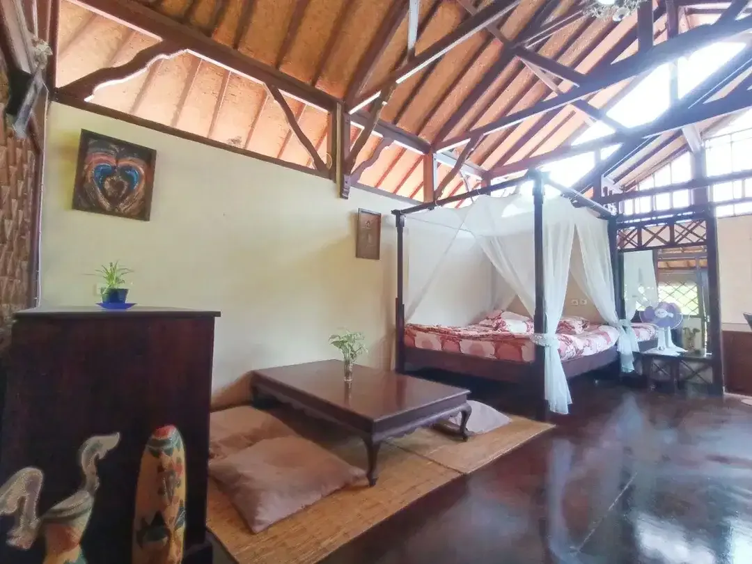 Rumah Nuansa Tradisional, Lingkungan Tenang, Sejuk dan Nyaman, Dekat ke Pantai Lovina - Image 9 of 10