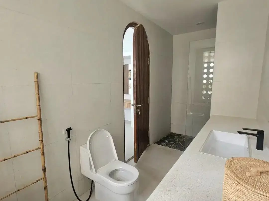 Dijual villa style Mediteranian lantai 2 lokasi Umalas Kerobokan - Image 6 of 10
