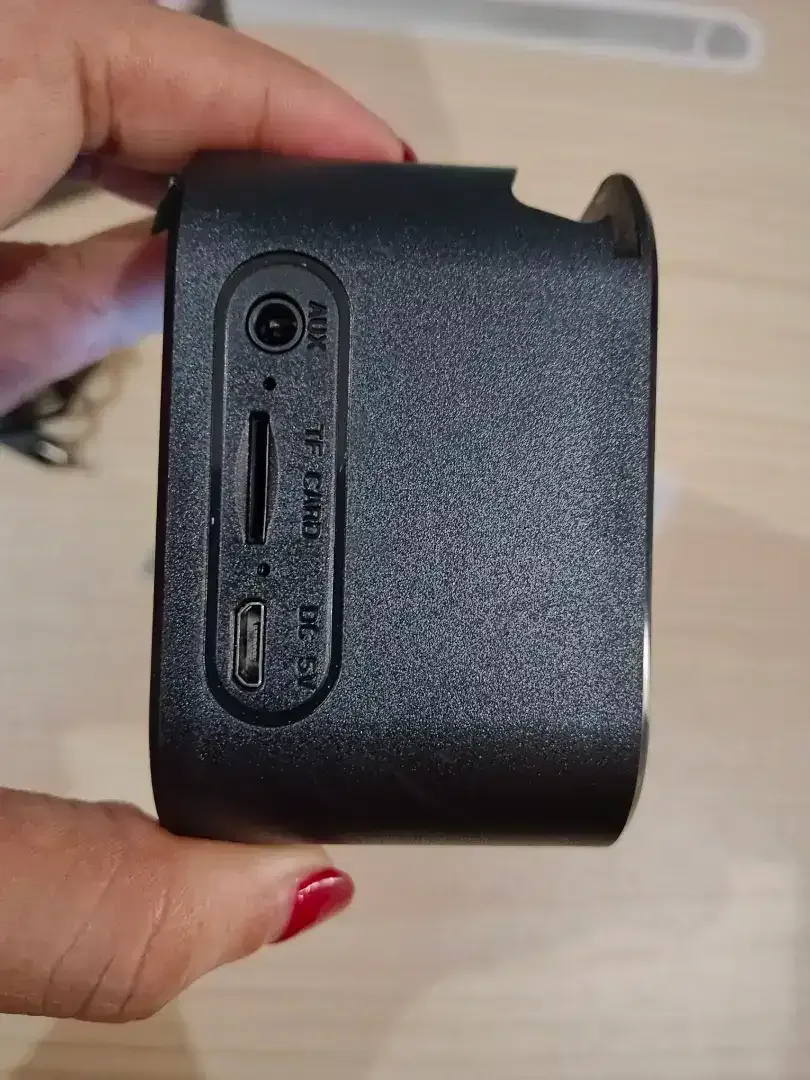 Speaker Jam Bluetooth Portable Dan FM Radio Wireless Bass Mini Stereo - Image 4 of 9