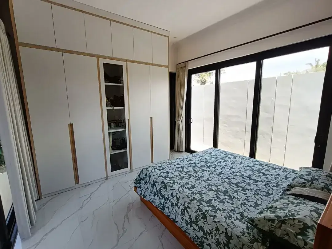 Vila Baru Fully Furnished Walking Distance ke Pantai Saba, Gianyar - Image 7 of 10