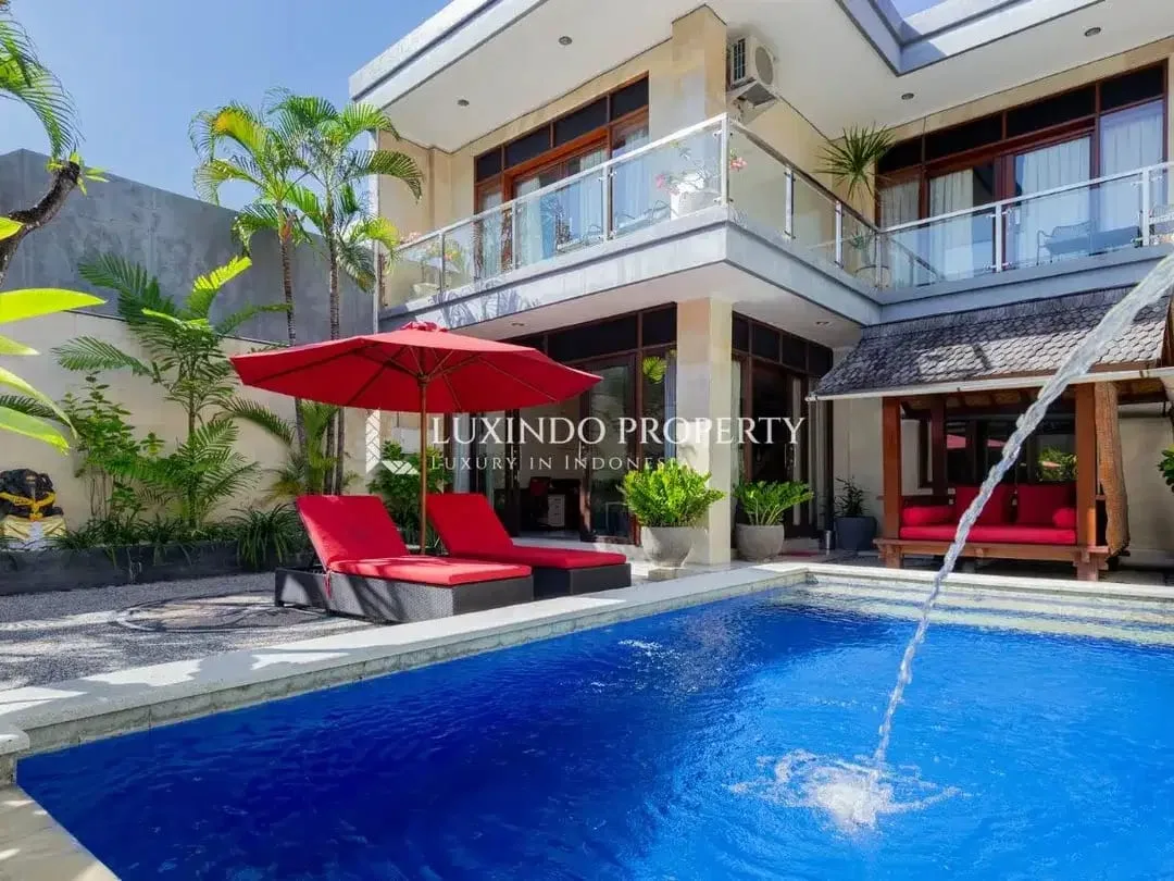 DIJUAL VILLA DENGAN 3 KAMAR TIDUR DI LEGIAN - Image 1 of 10