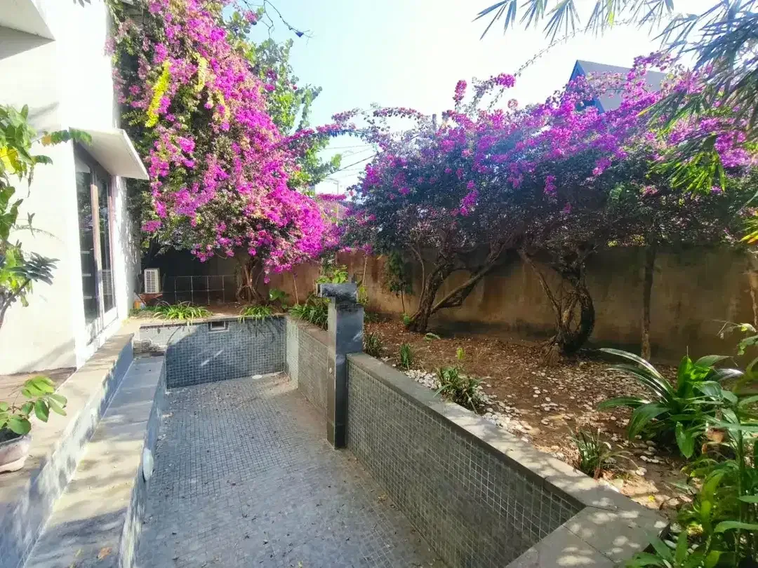 Disewakan Villa Besar Lokasi Tenang di Taman Giri, Nusa Dua. - Image 9 of 10