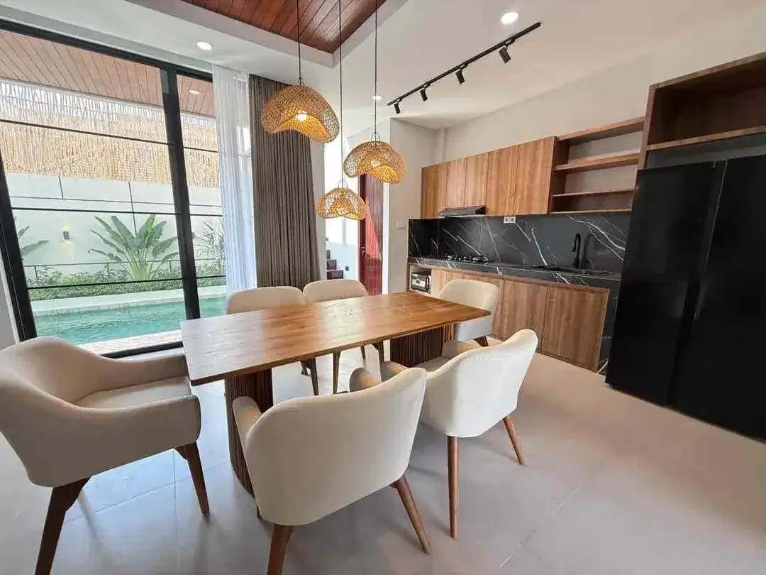 New Modern Tropical Villa in Canggu Padonan - Image 4 of 10
