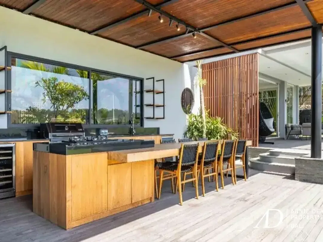 FREEHOLD | MODERN CONTEMPORARY 4-BEDROOM VILLA IN ULUWATU - Image 3 of 10