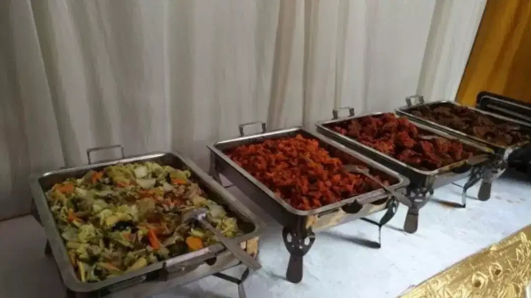 Catering prasmanan dan dekorasi - Image 2 of 5