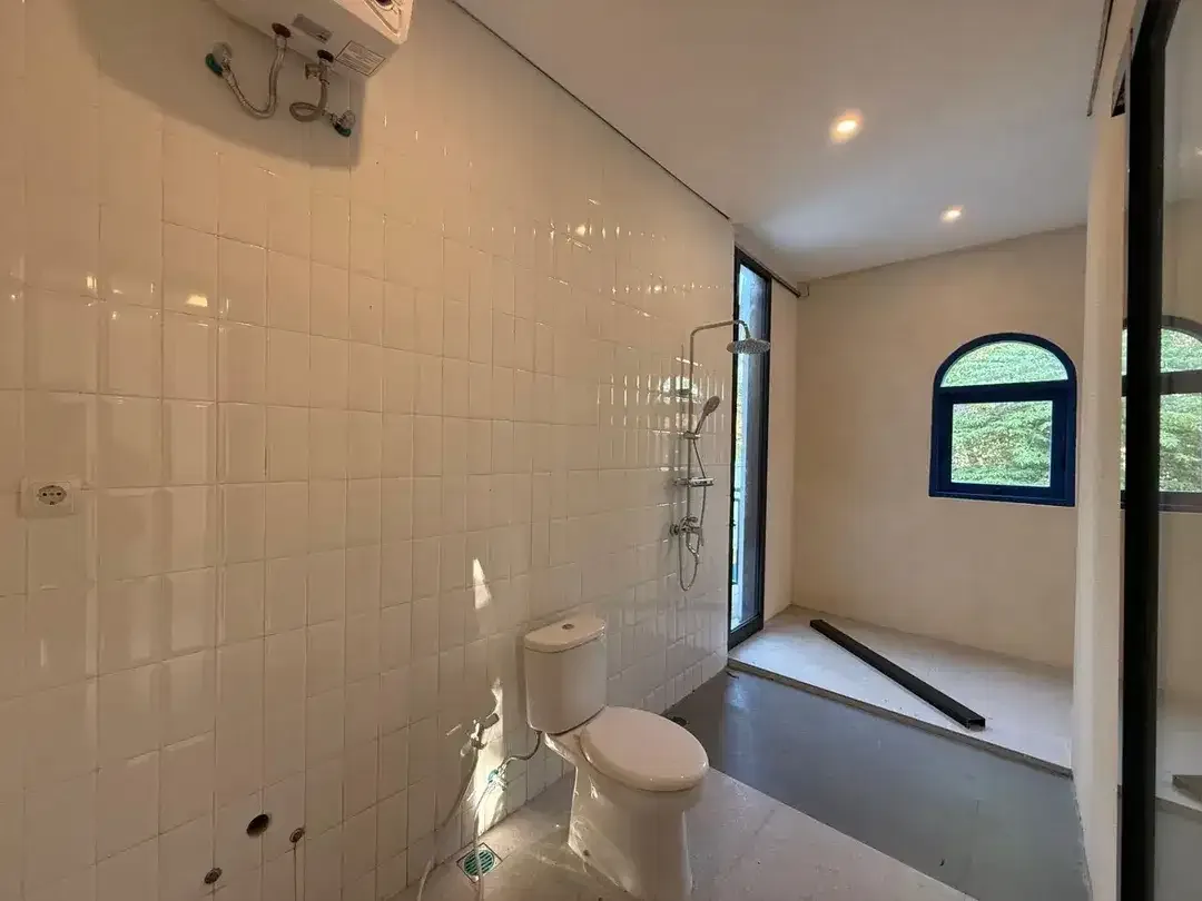 DI JUAL VILLA DI CLUSTER NUSA DUA BALI DEKAT PINTU TOLL - Image 3 of 10