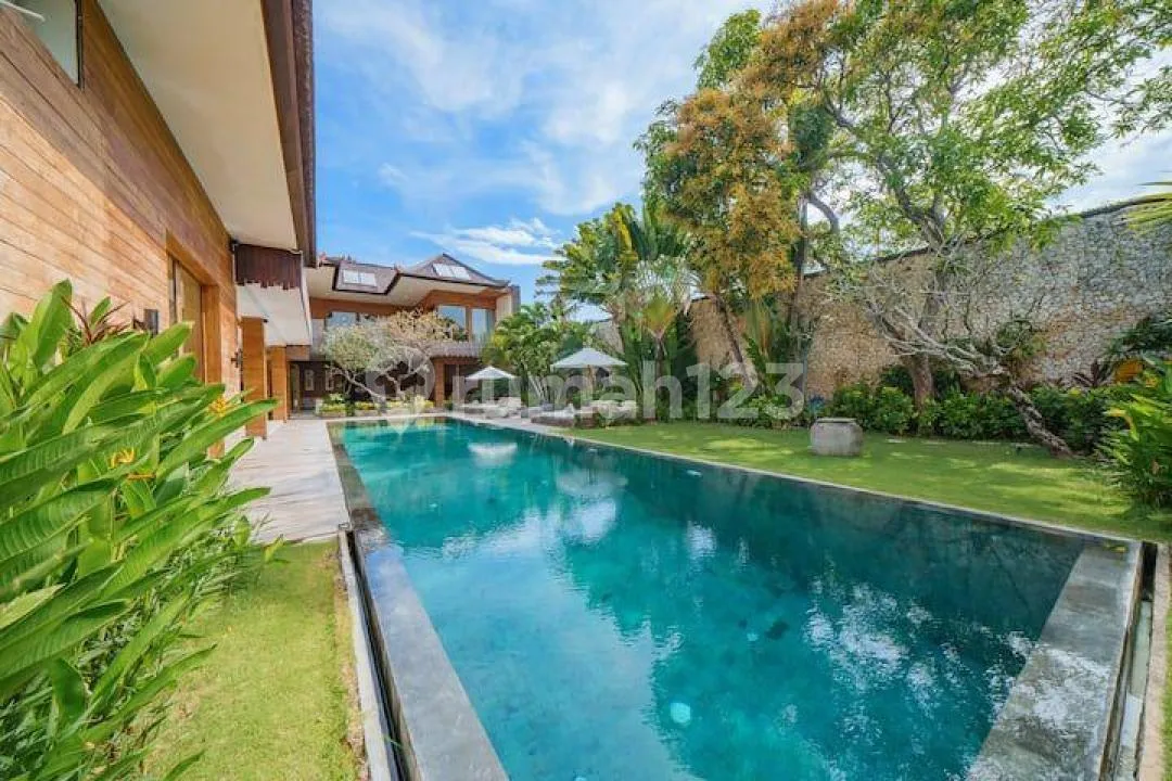 Villa Dijual Lokasi Petitenget Seminyak - Image 3 of 4