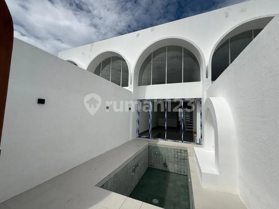 Brand New Townhouse For Rent In Seseh - Image 1 of 4