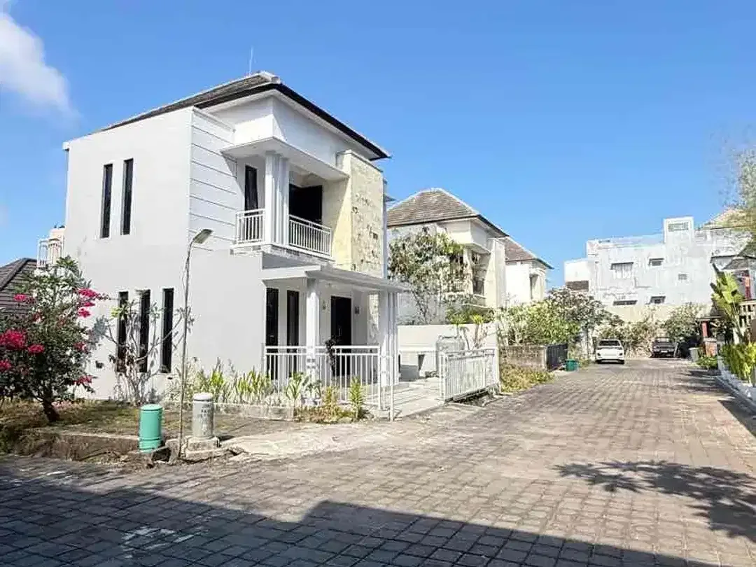 DIJUAL RUMAH ONE GATE SYSTEM VIEW GWK – UNGASAN BALI - Image 1 of 10