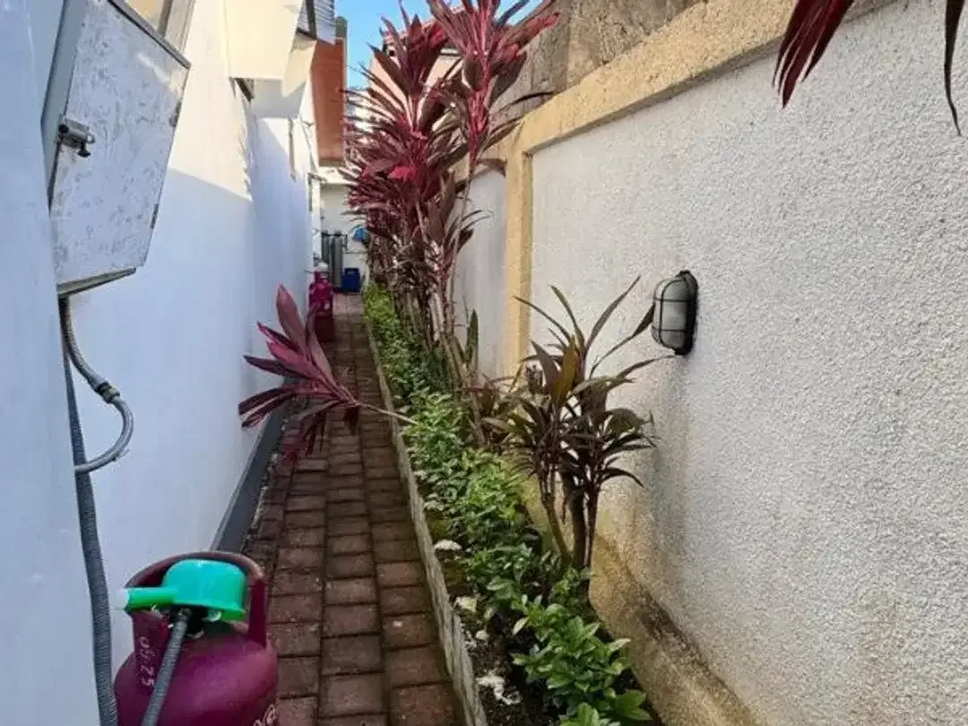 RUMAH MODERN TROPICAL DI BUDUK MENGWI BADUNG - Image 7 of 7