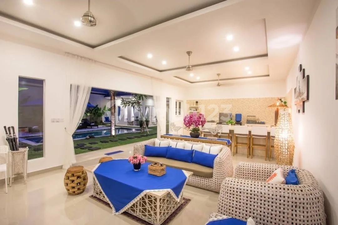 Leasehold 15 Years - 3 Bedrooms Villa Seminyak - Image 3 of 4